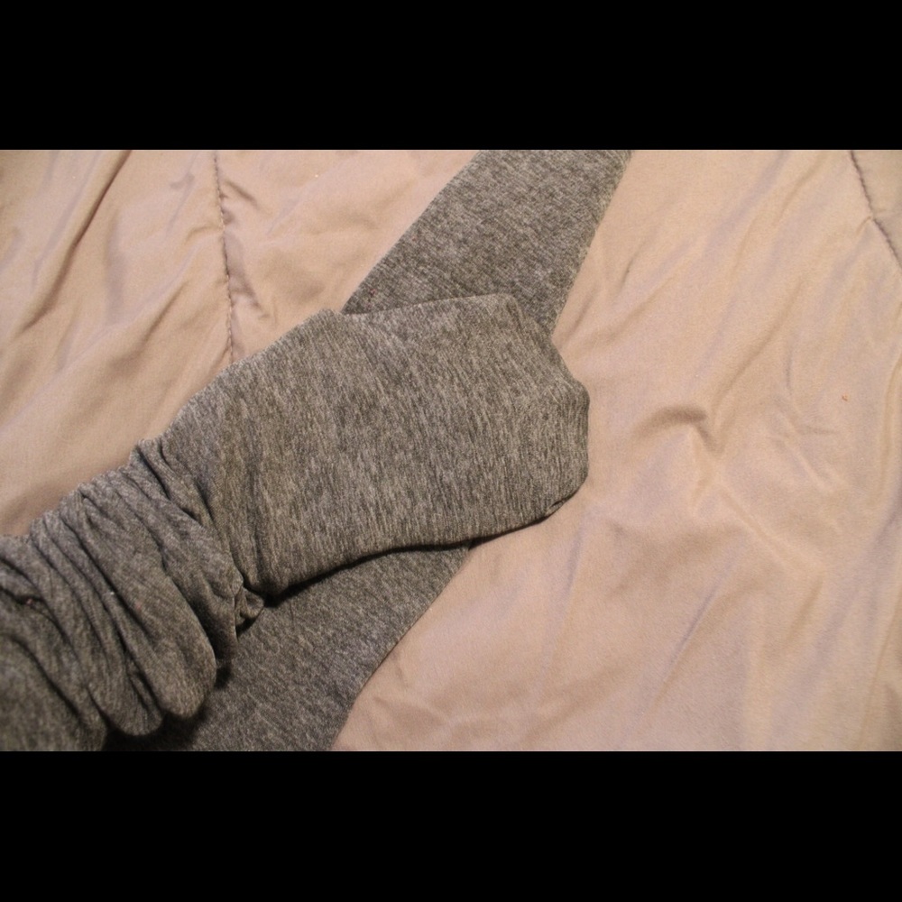 American Eagle Fleece Lined Leggings - Picture 3 of 3